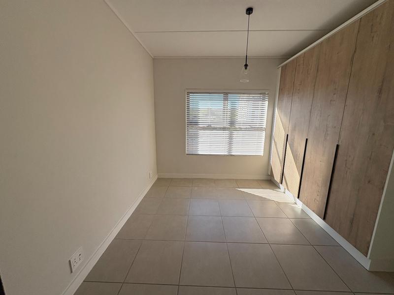 To Let 1 Bedroom Property for Rent in Richwood Western Cape